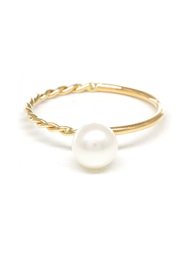 Pearl Contrast Band Ring