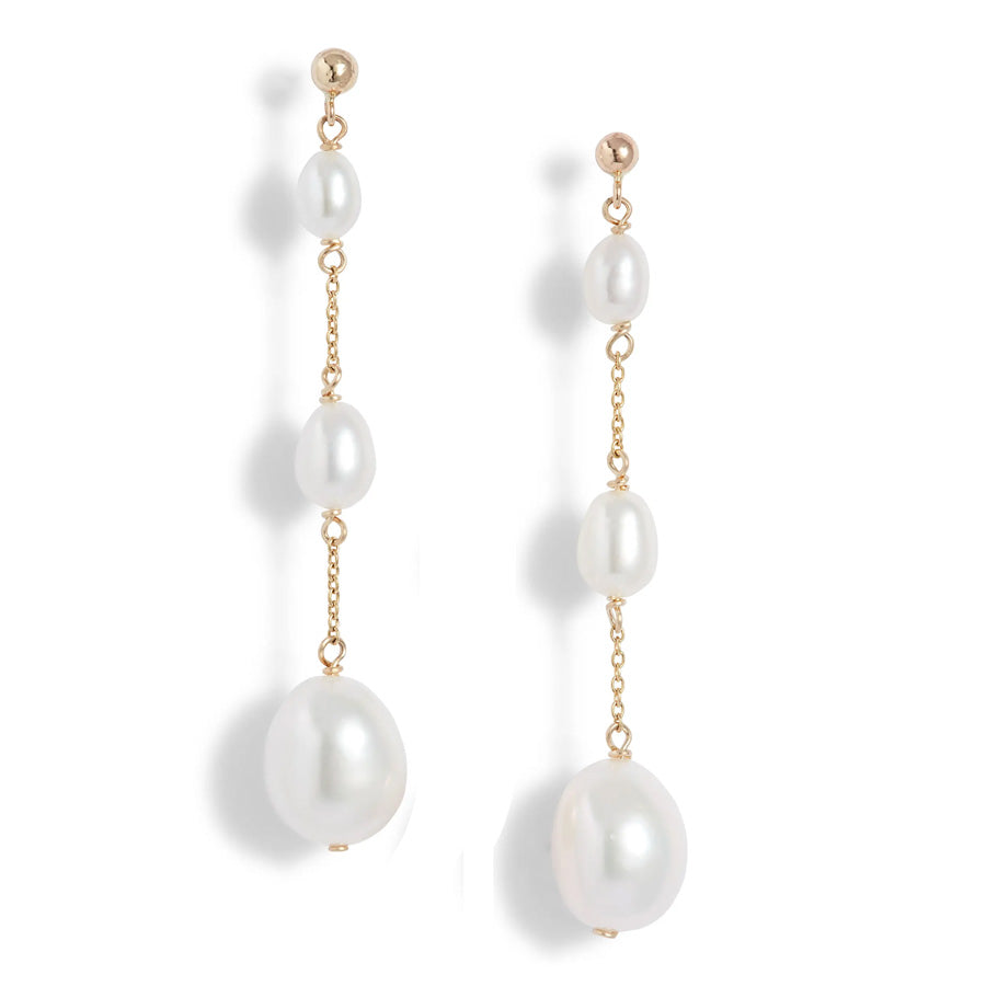 Gradual Oval Pearl Earrings