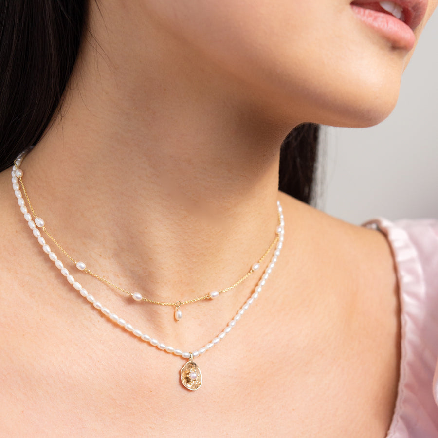 Petite Oval Pearl Choker Necklace