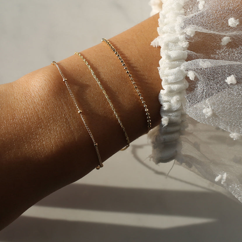 18K Shimmer Line Bracelet