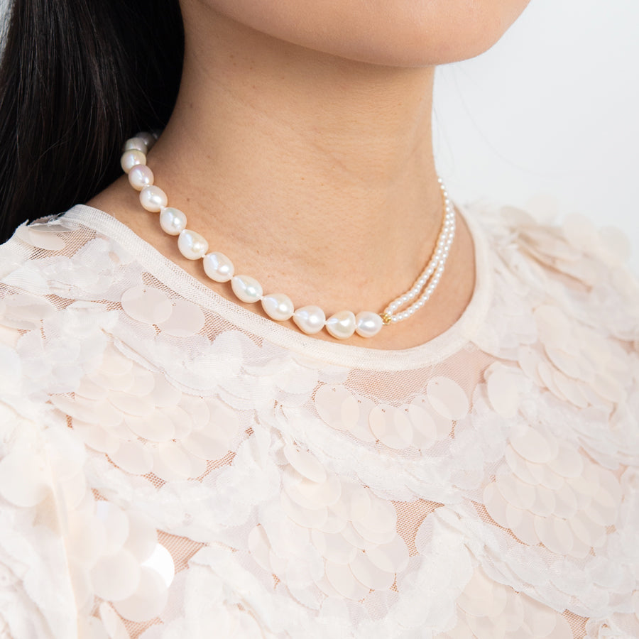 Contrast Baroque Pearl Necklace