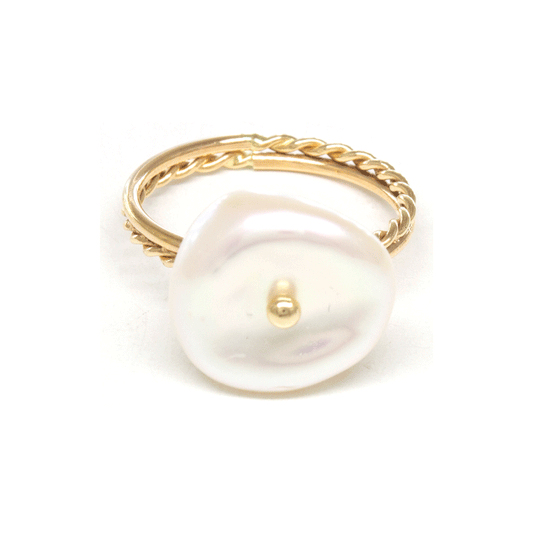 Petal Pearl Double Contrast Band Ring